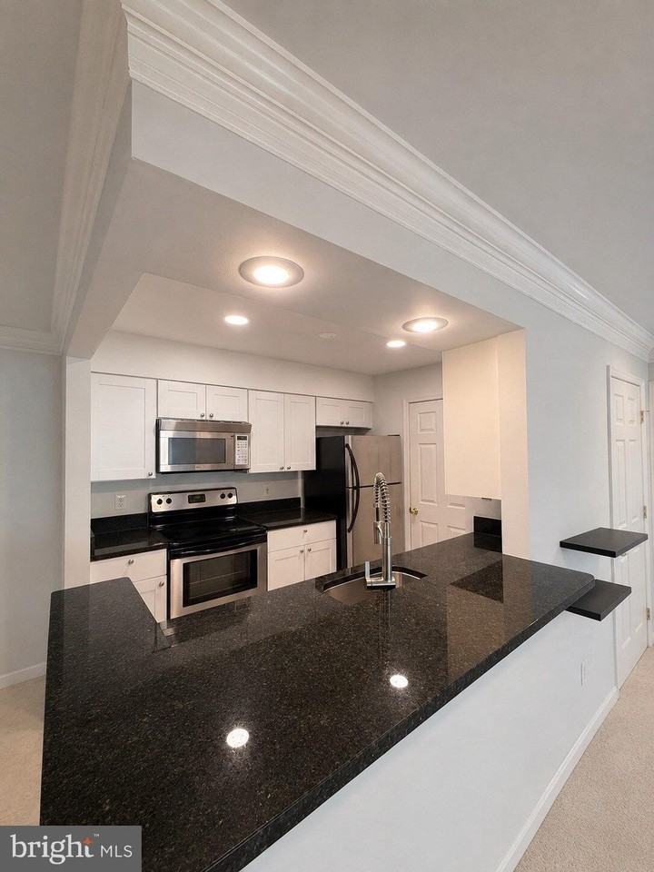 7717 Lafayette Forest Dr #89 - Photo 6 of 15