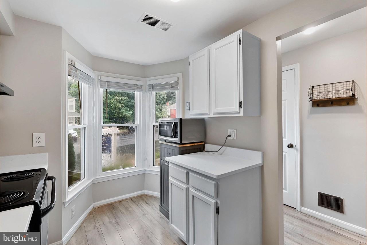 2137 Whisper Way - Photo 7 of 32