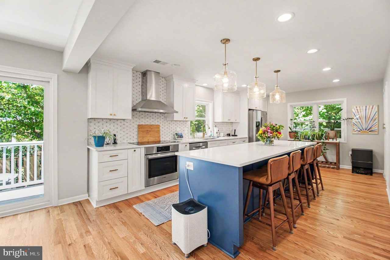 6417 Berkshire Dr - Photo 5 of 27