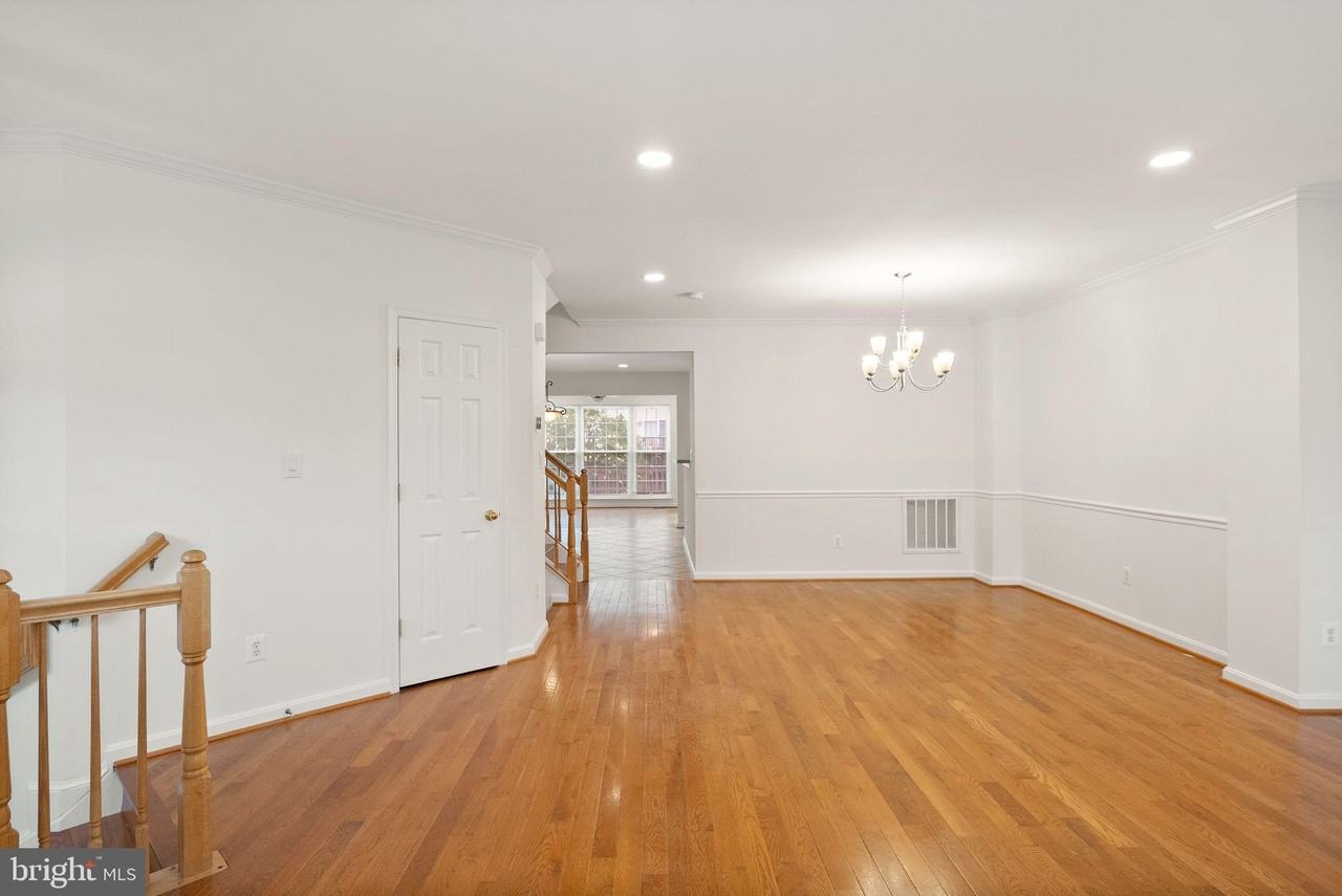 42685 Rolling Rock Sq - Photo 4 of 50
