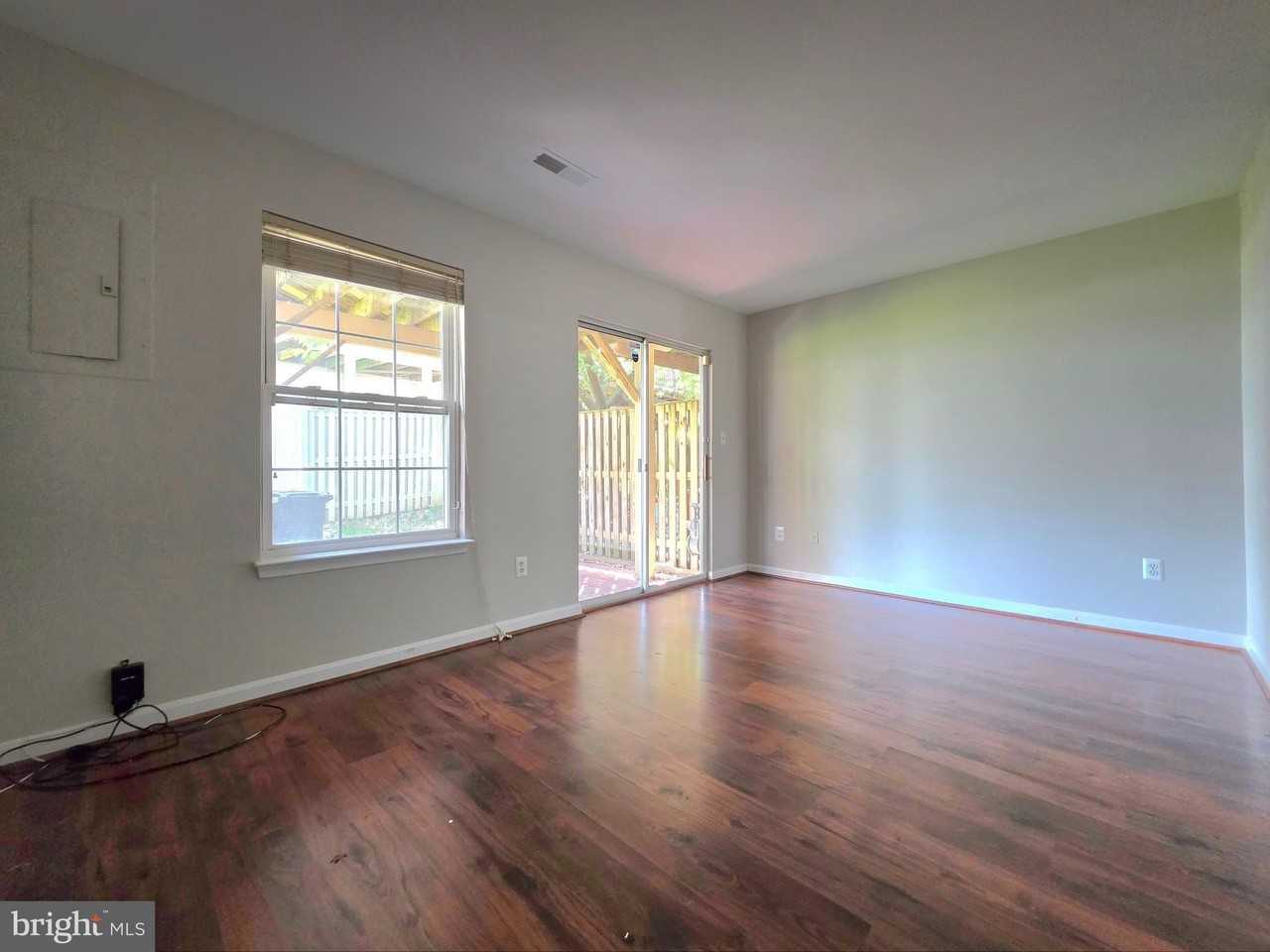 3643 Crosswater Ct - Photo 6 of 28