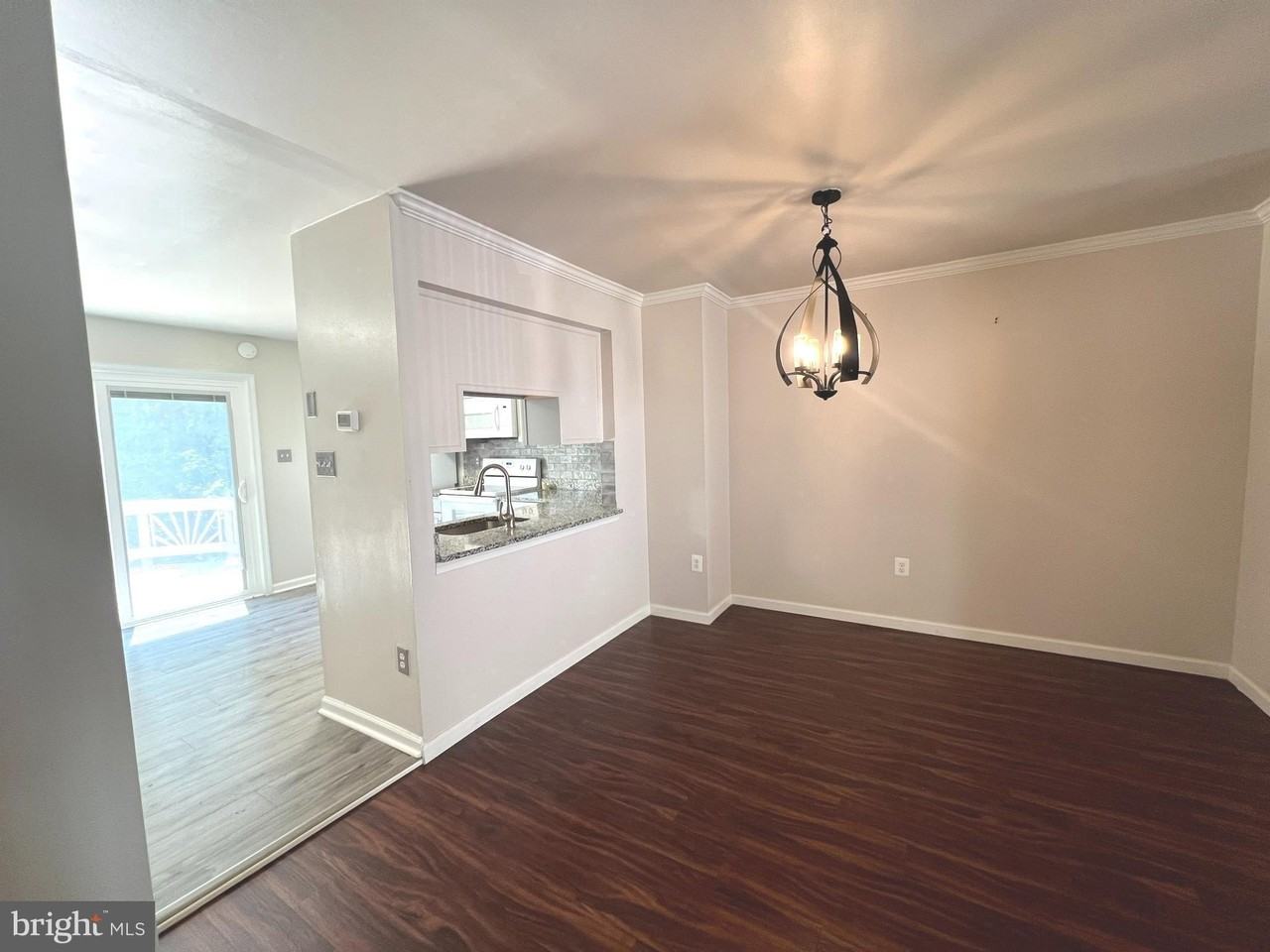 12102 Presidio Way - Photo 6 of 27