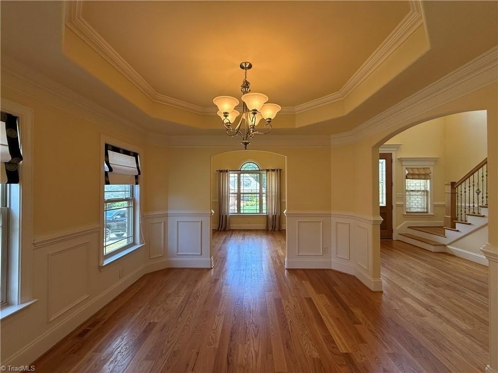 1340 Stonecroft Ct - Photo 5 of 26