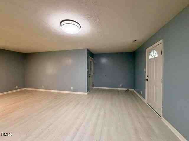 9315 Castle Falls Cir - Photo 5 of 40