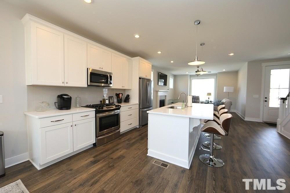 1637 Tunnel St - Photo 7 of 20