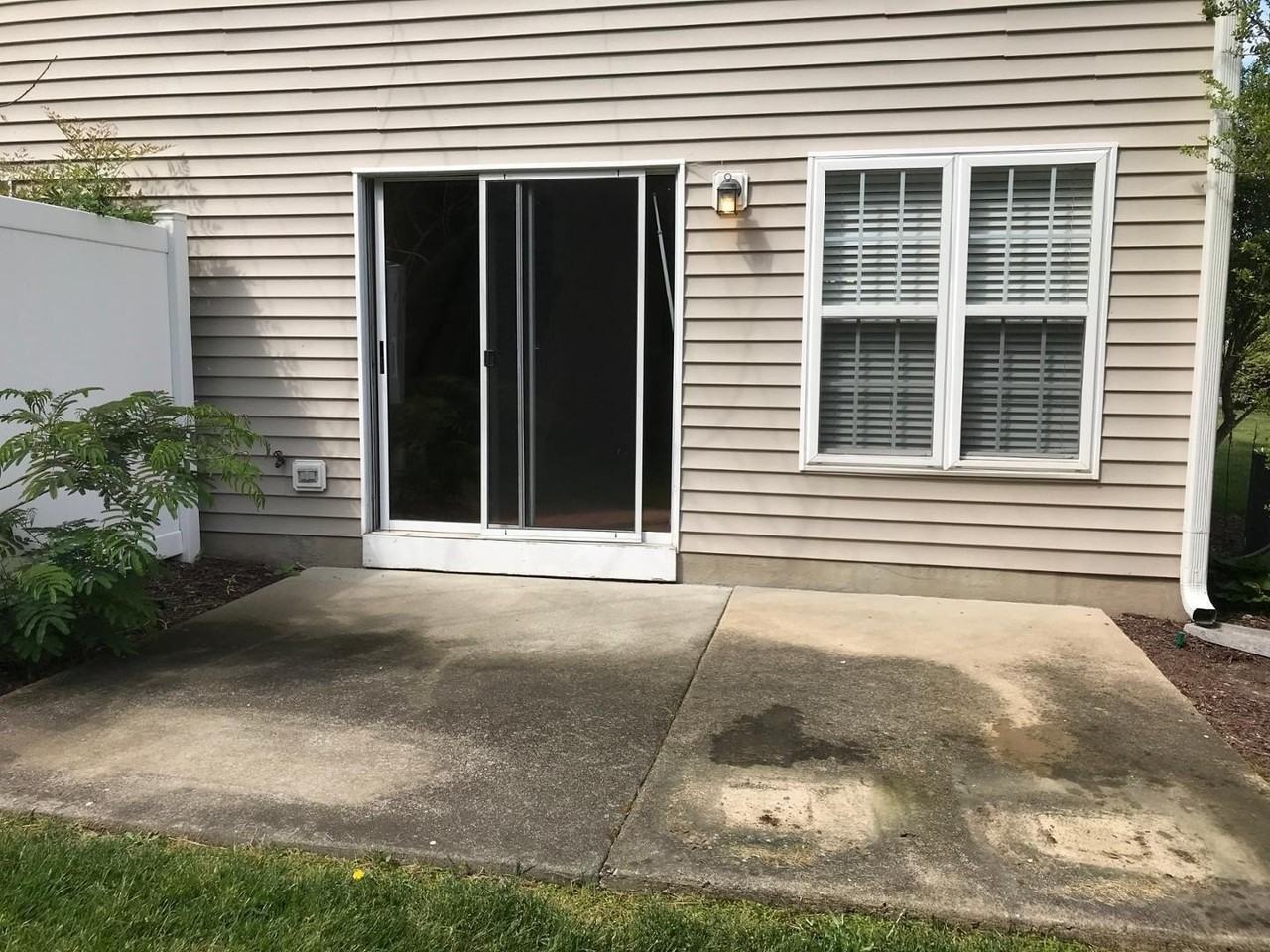 301 Intern Way - Photo 3 of 30