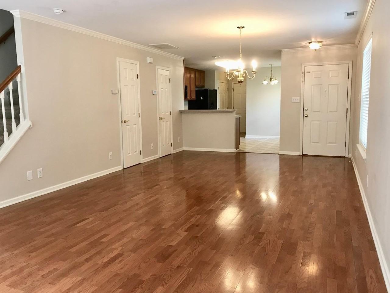 301 Intern Way - Photo 4 of 30