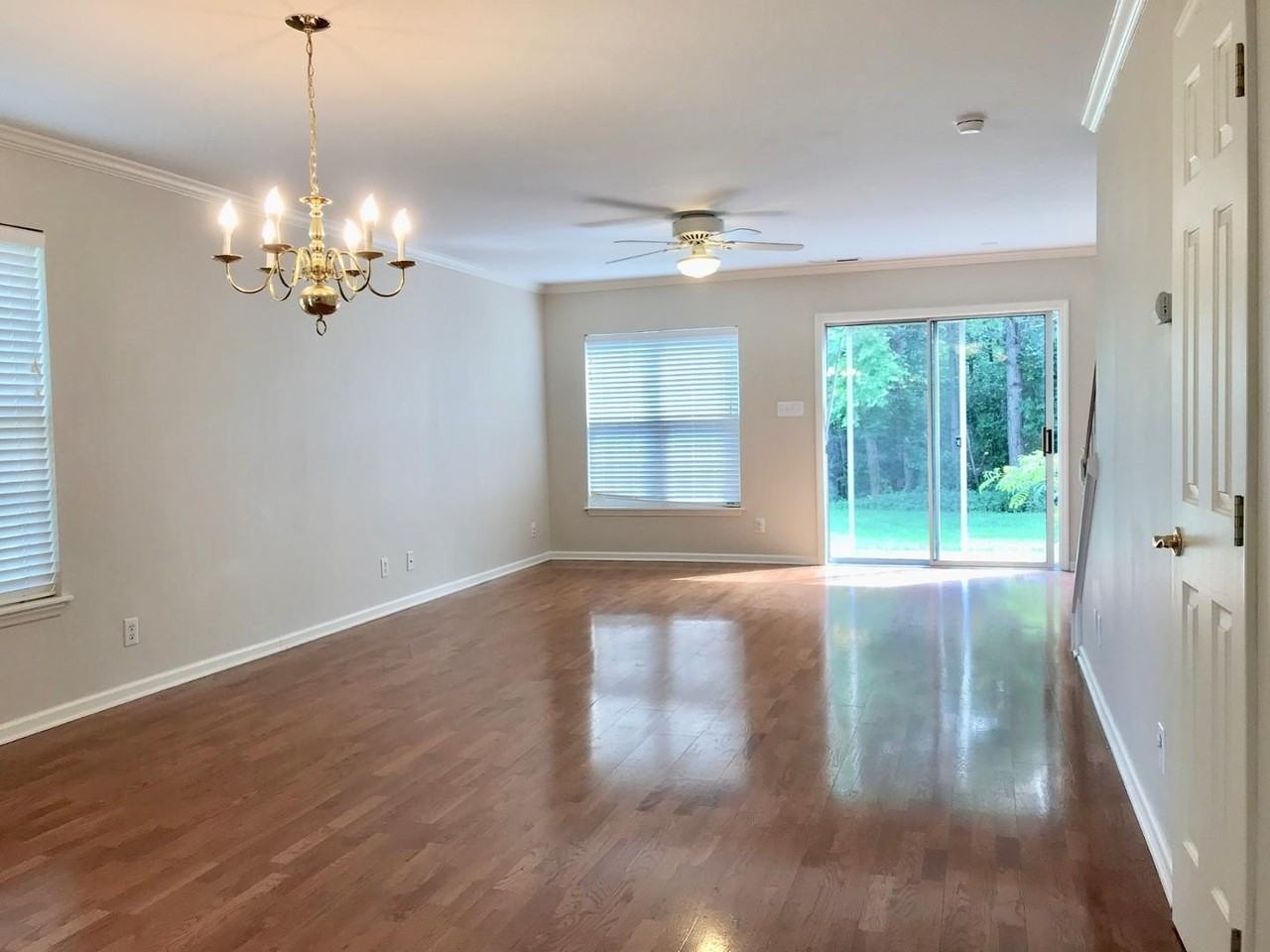 301 Intern Way - Photo 6 of 30