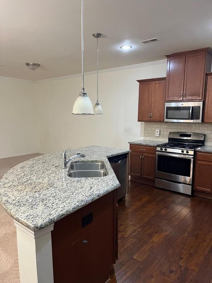 734 Silver Stream Ln - Photo 6 of 28