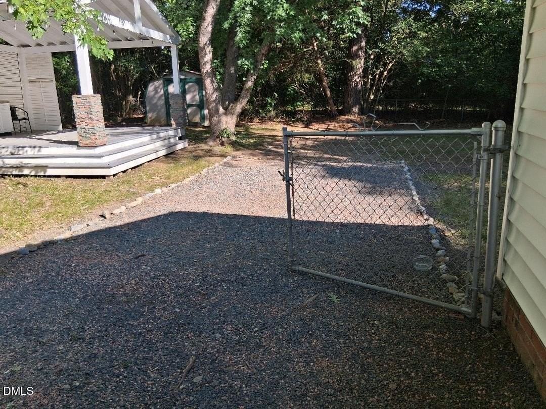 119 Temple Ln - Photo 2 of 7