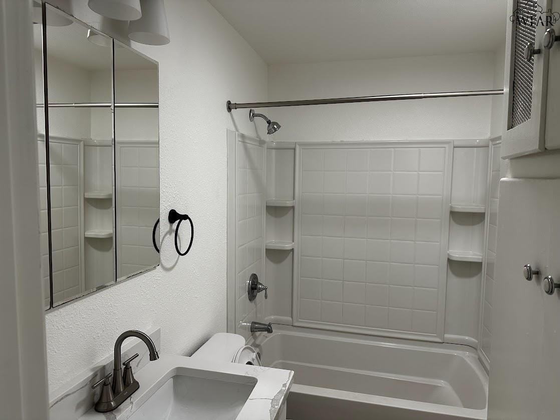 4658 Briarwood Dr - Photo 7 of 12