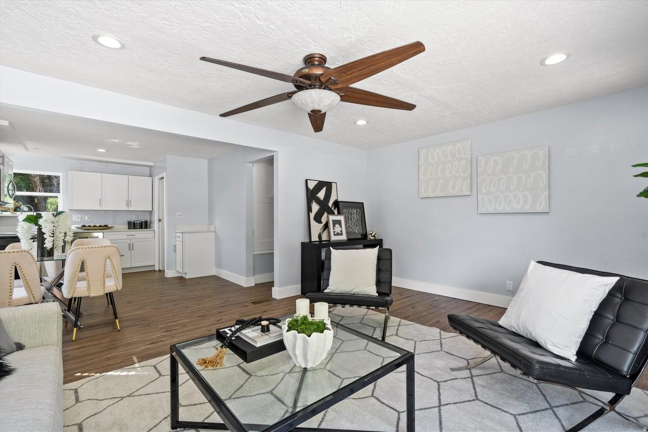 3323 JACKSON - Photo 6 of 27