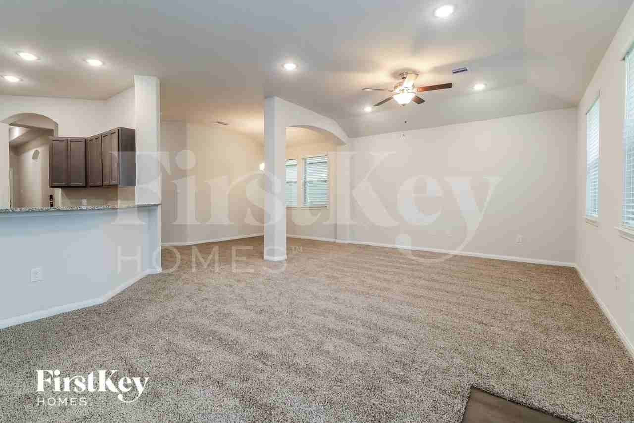14755 Country Club Dr - Photo 3 of 15
