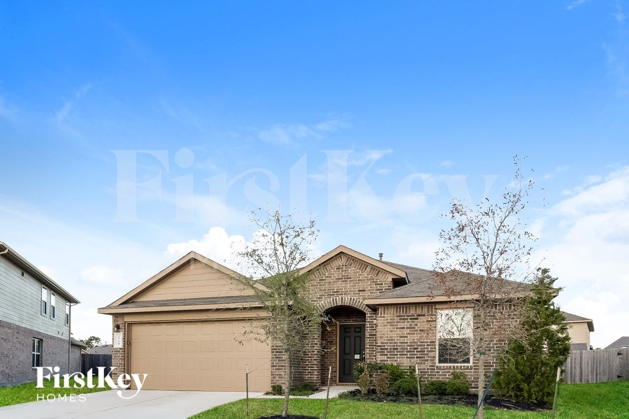 2710 Baldy Rd - Photo 3 of 16