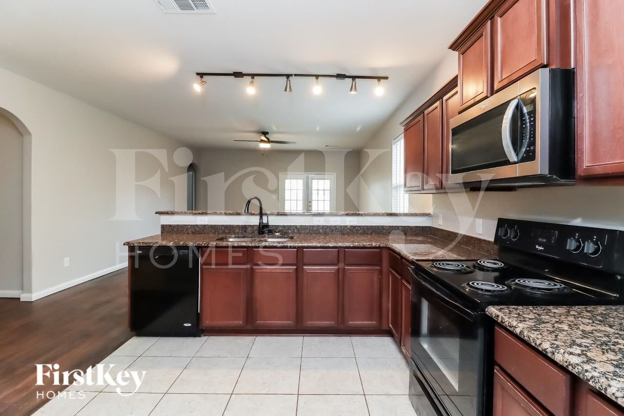 6205 Ryan Creek Rd - Photo 7 of 16