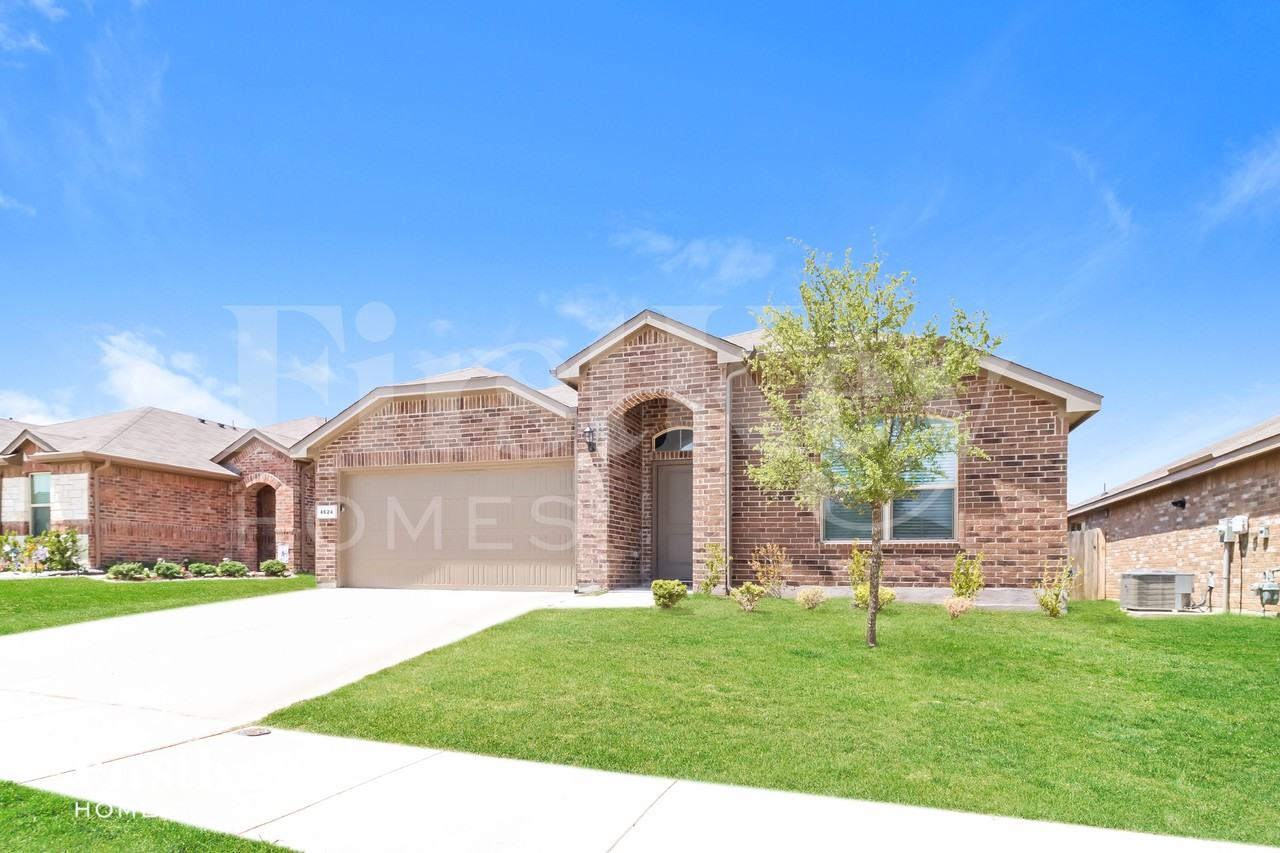 4624 Corktree Ln
