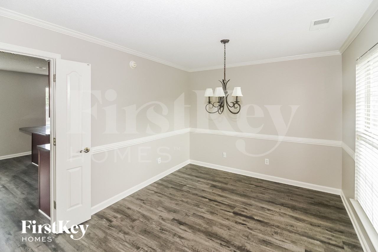 11626 Millwind Dr - Photo 6 of 15