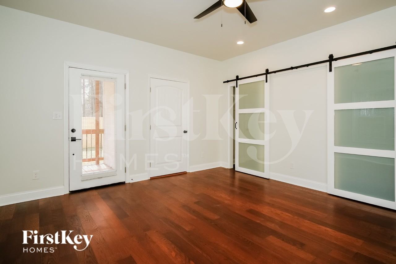 123 E End Ave - Photo 7 of 15