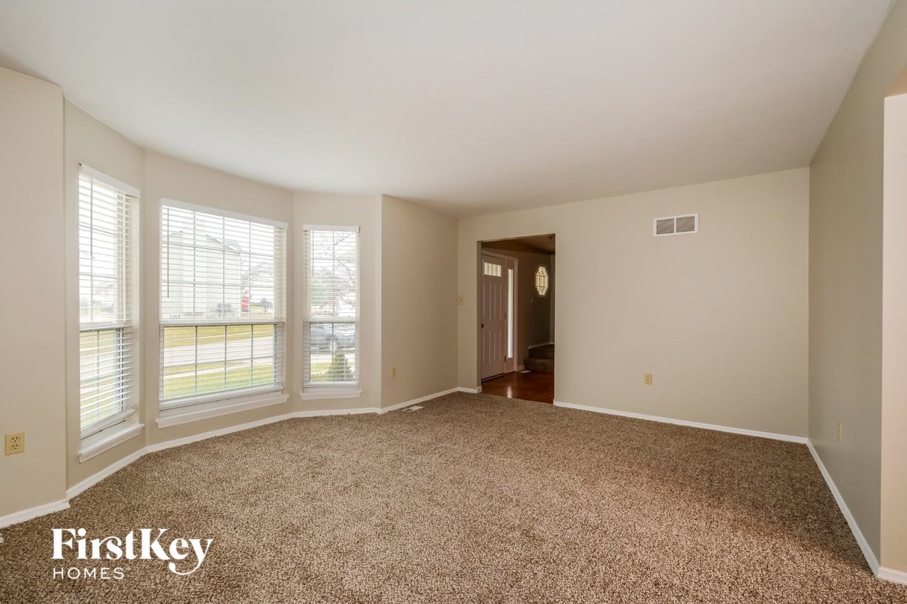 16706 Babler View Dr - Photo 3 of 15
