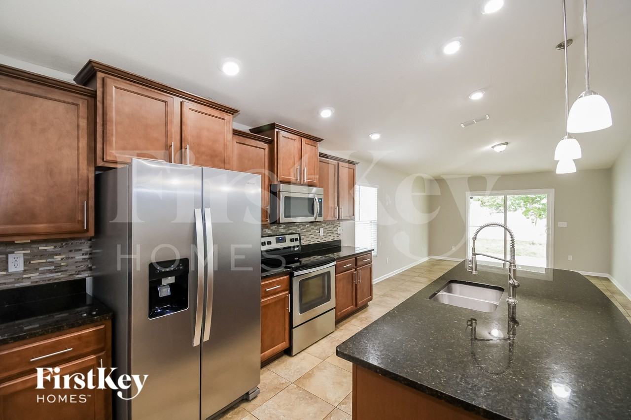 16126 Dowing Creek Dr - Photo 6 of 16