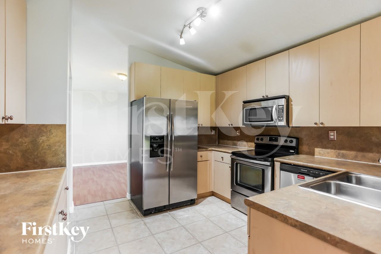 8962 Swterrace - Photo 6 of 16