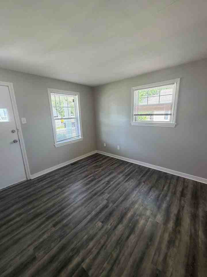 1510 Alma Ave #1 - Photo 3 of 15