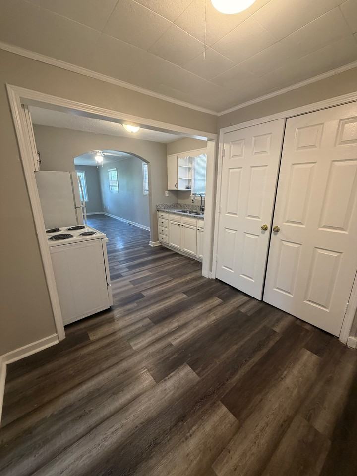 1510 Alma Ave #1 - Photo 7 of 15