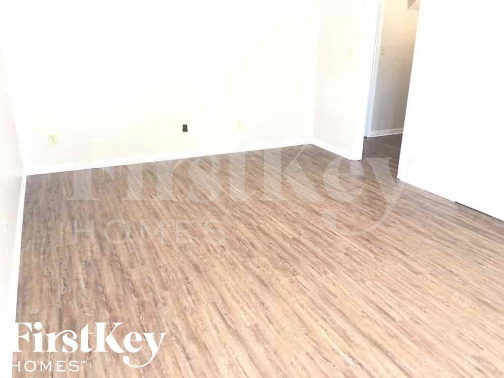 5607 Sweet Gum Dr - Photo 7 of 20