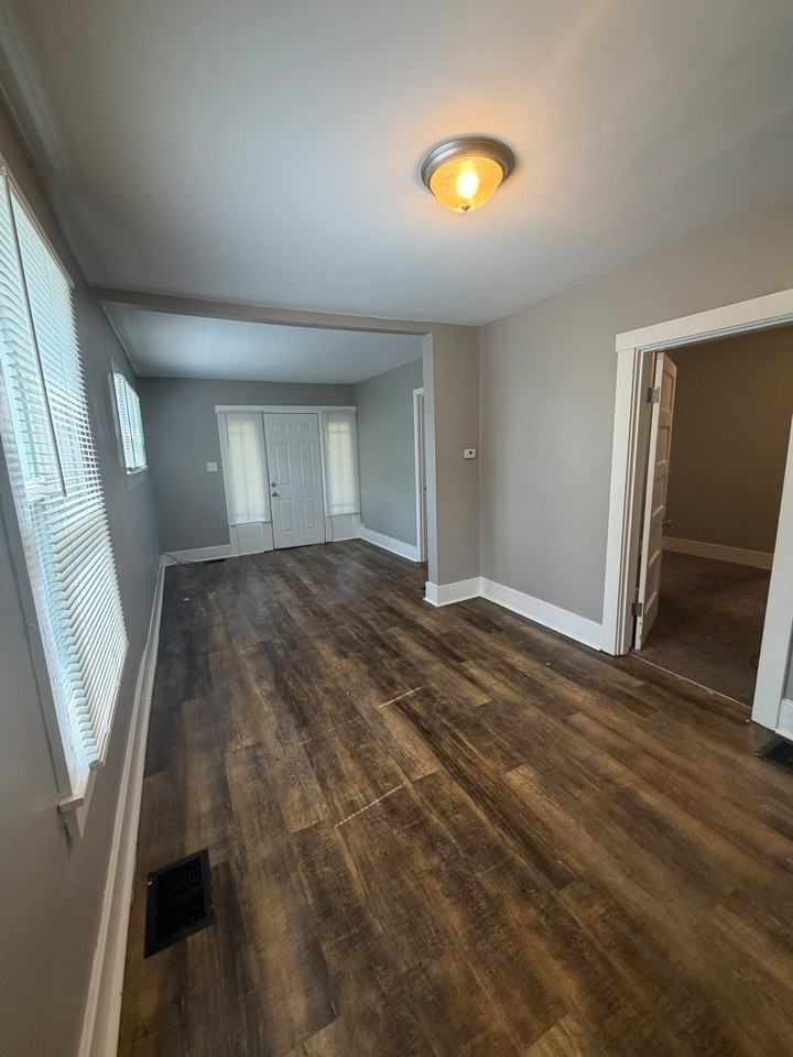 1416 Sale Ave #1 - Photo 3 of 9