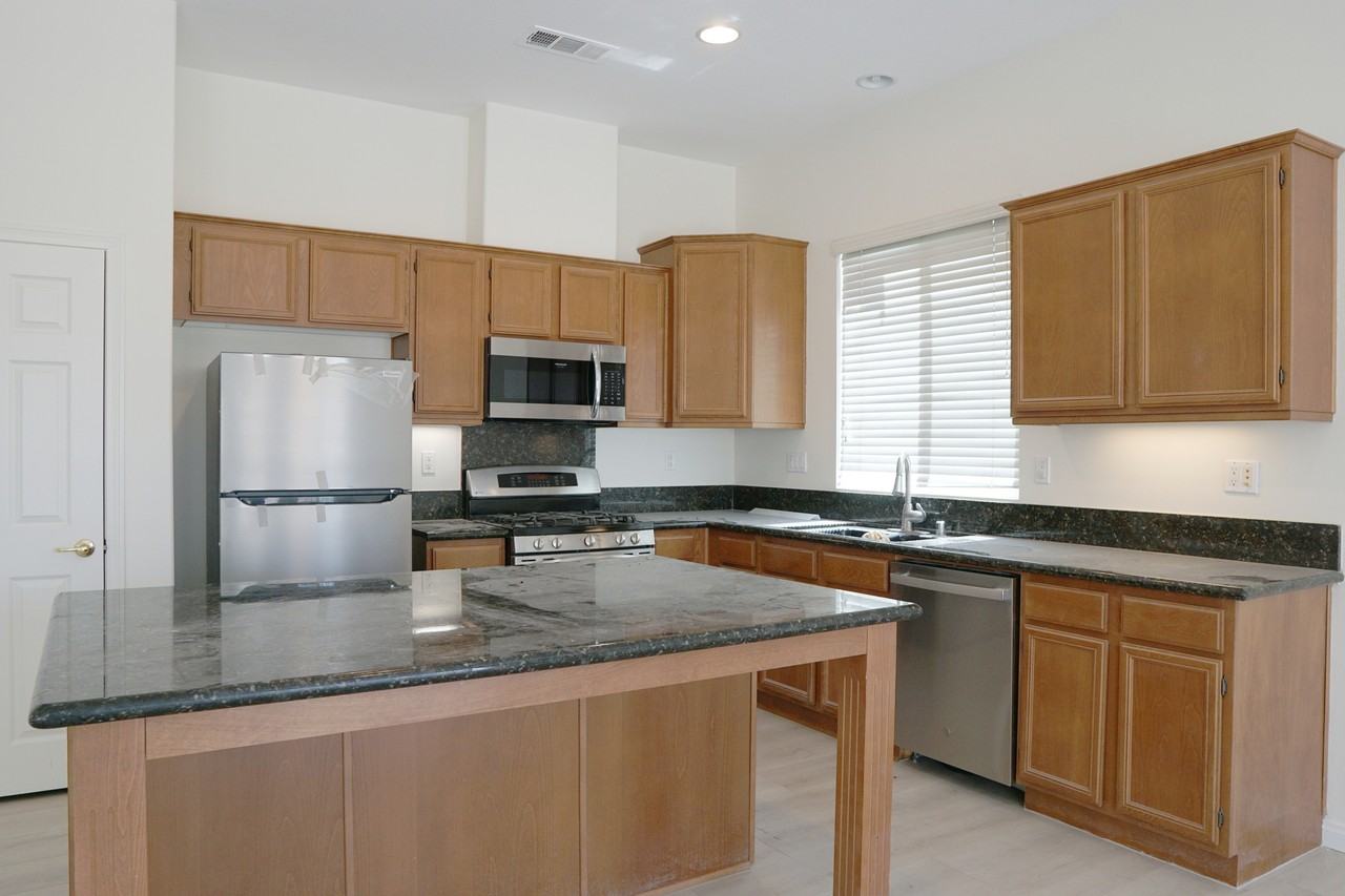 84030 Colibri Ct #1 - Photo 6 of 20