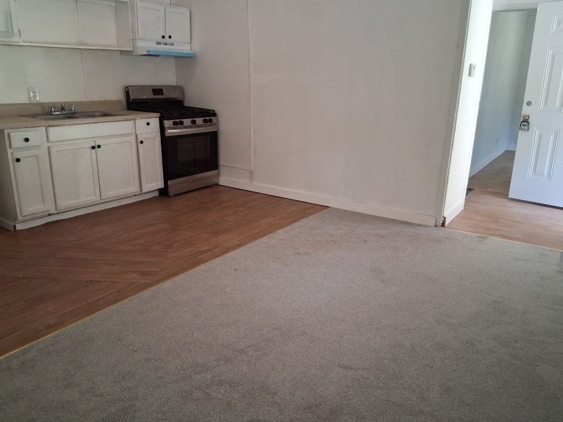 40 Skylark Cir #1 - Photo 3 of 9