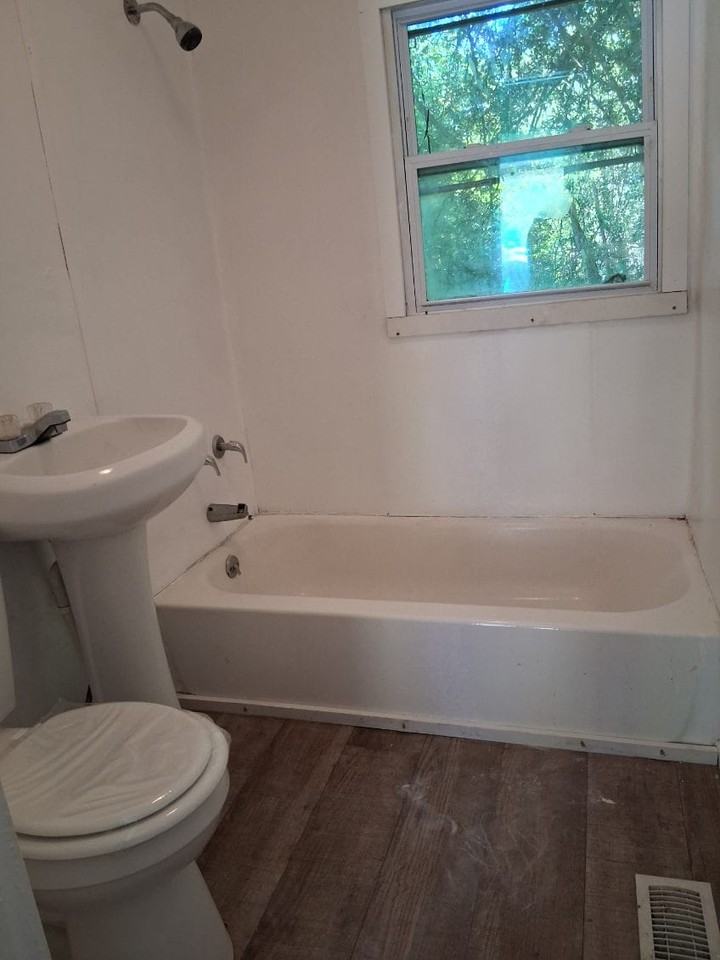 40 Skylark Cir #1 - Photo 7 of 9