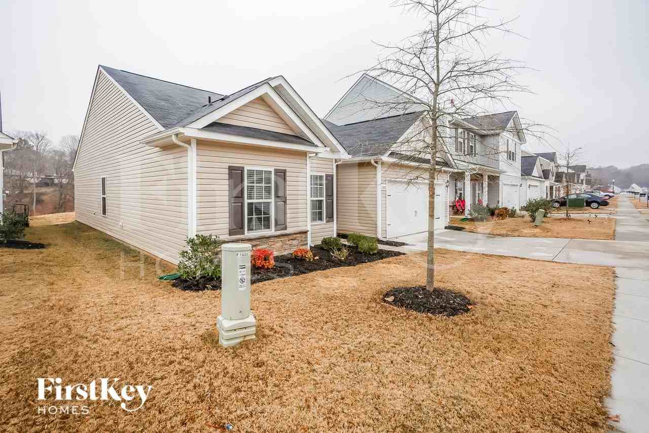 1828 Allegheny Dr - Photo 3 of 15