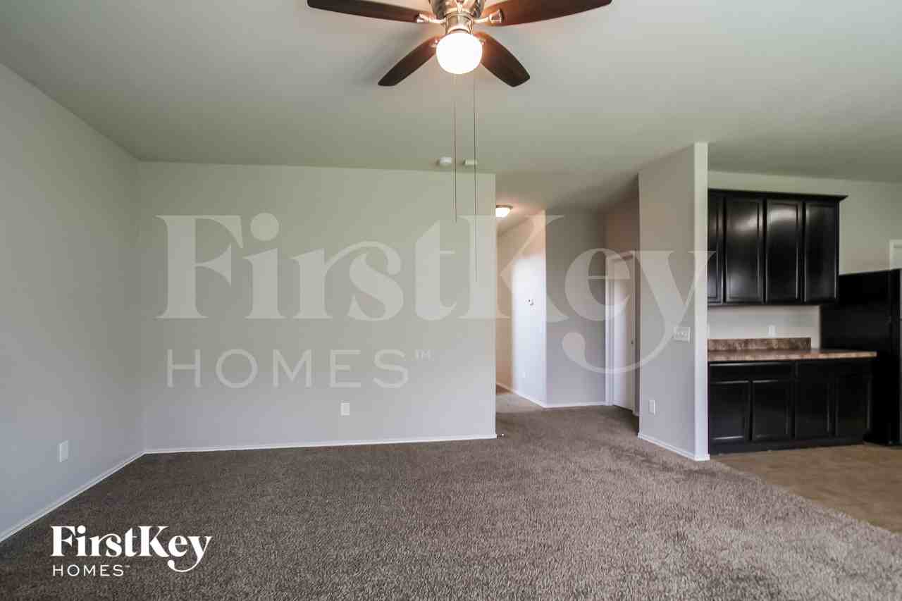 16406 Peyton Stone Cir - Photo 4 of 16