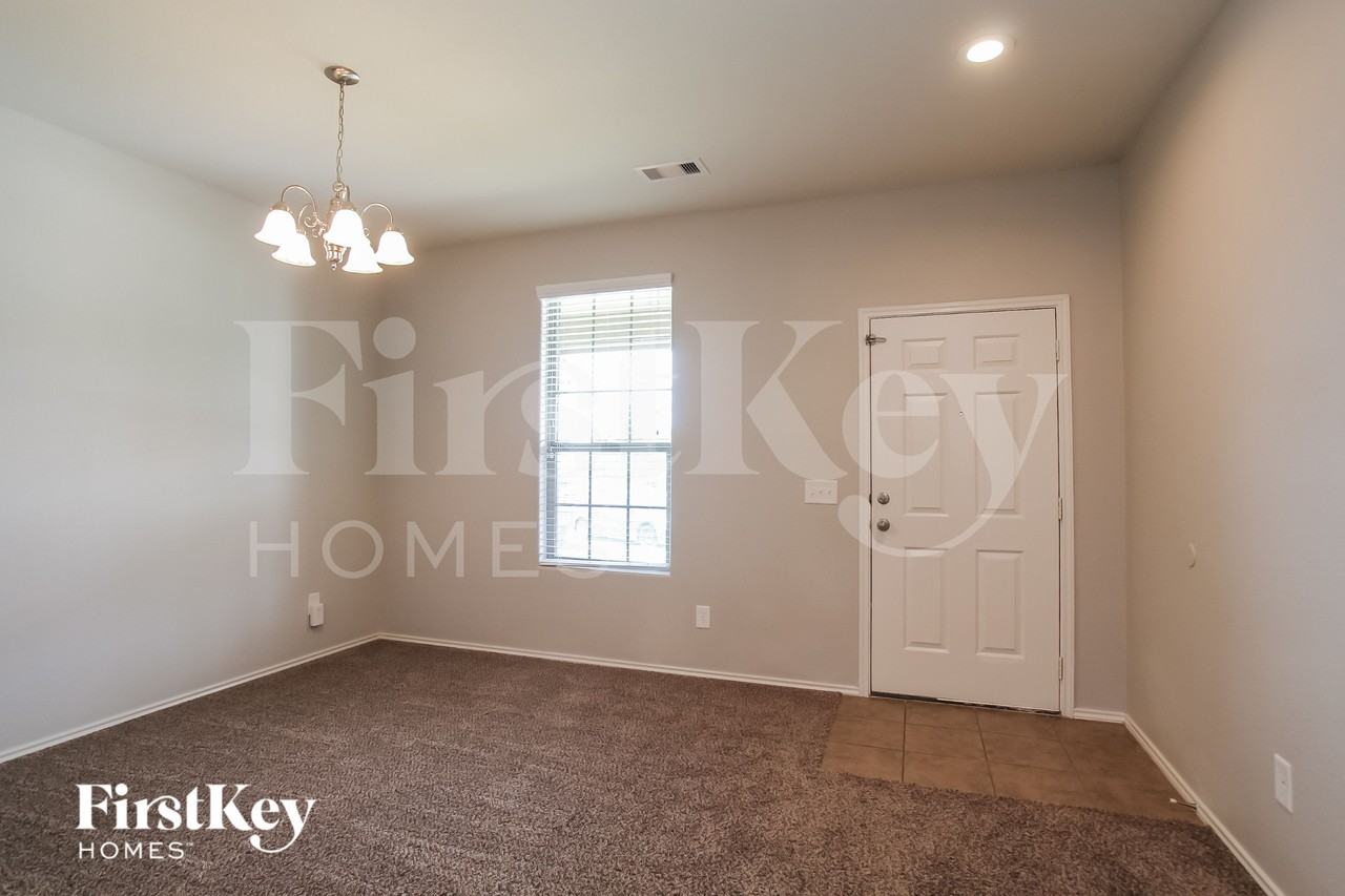 16406 Peyton Stone Cir - Photo 5 of 16