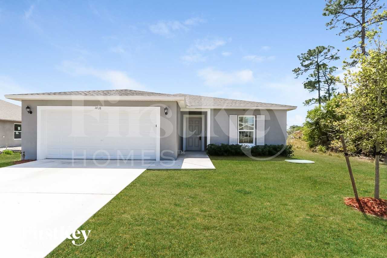 1426 Sw Oriole Ln - Photo 2 of 16