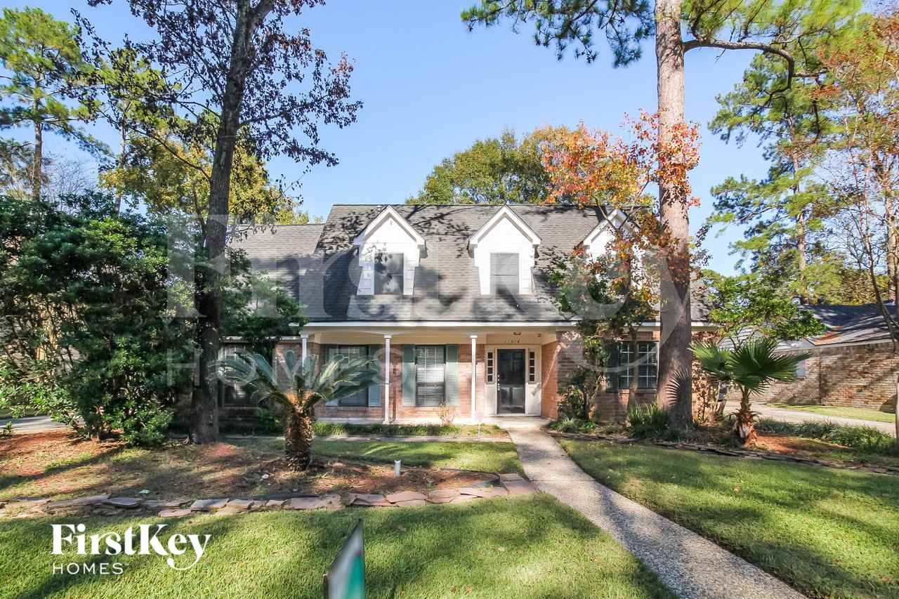 11914 Gardenglen Dr