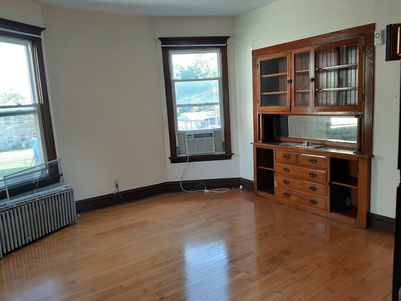 1746 N Kedzie Ave #1 - Photo 2 of 8