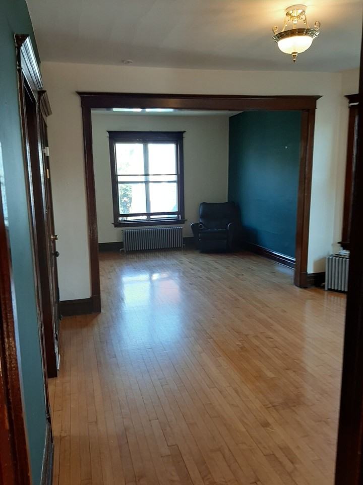 1746 N Kedzie Ave #1 - Photo 4 of 8