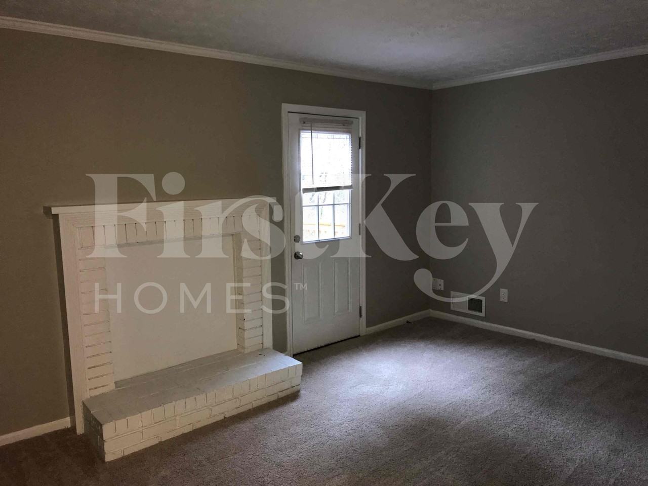 1023 Park Gate Pl - Photo 2 of 15