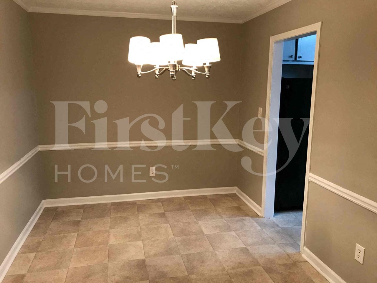 1023 Park Gate Pl - Photo 3 of 15
