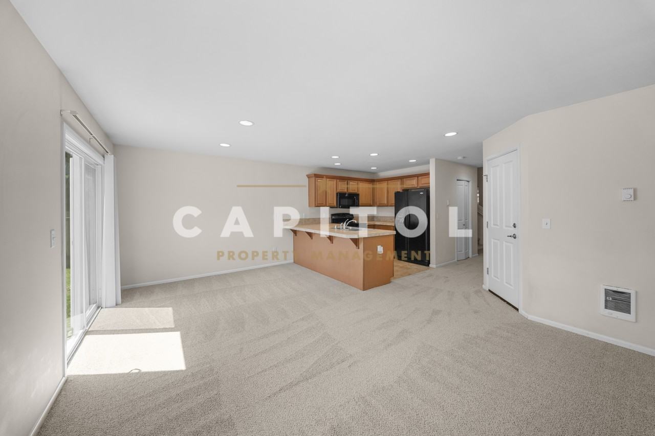5467 57th Loop Se - Photo 5 of 24