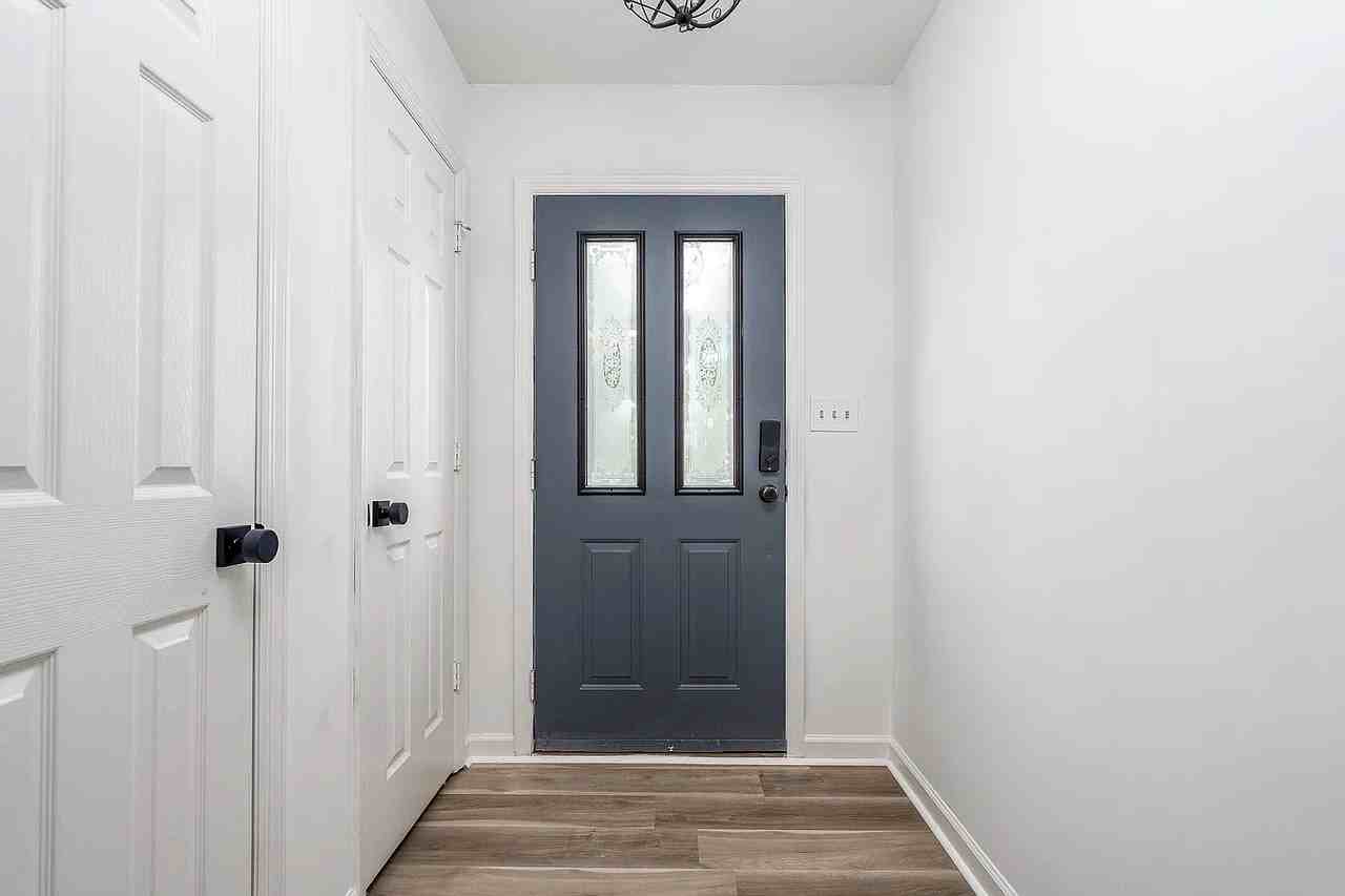 2718 Buckner Ln #1 - Photo 2 of 22