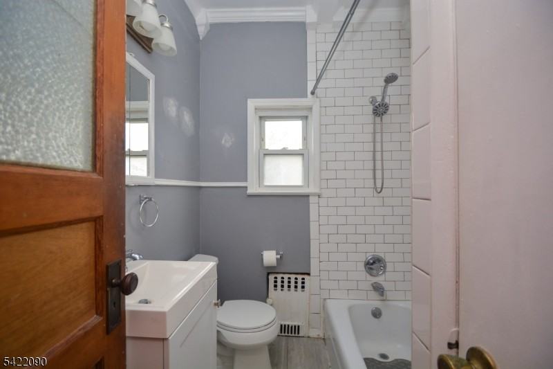 308 Hoboken Rd ##2 - Photo 6 of 18
