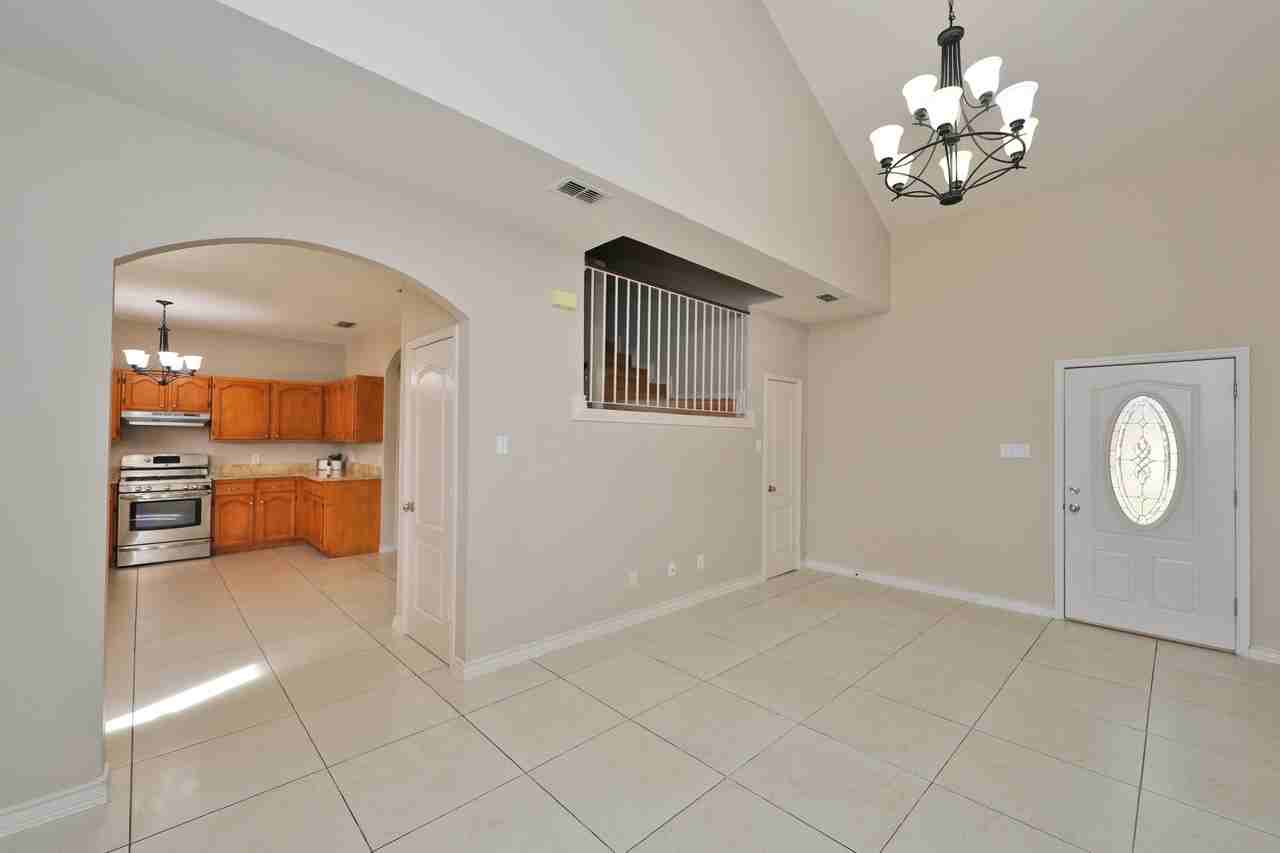 510 Shiloh Dr - Photo 3 of 28