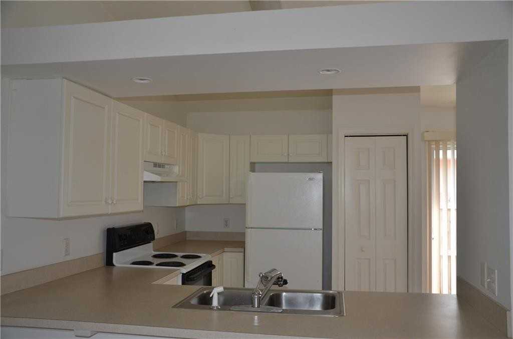 2340 86th Dr - Photo 5 of 14