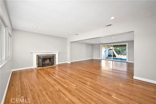 6727 E Pageantry St - Photo 3 of 8