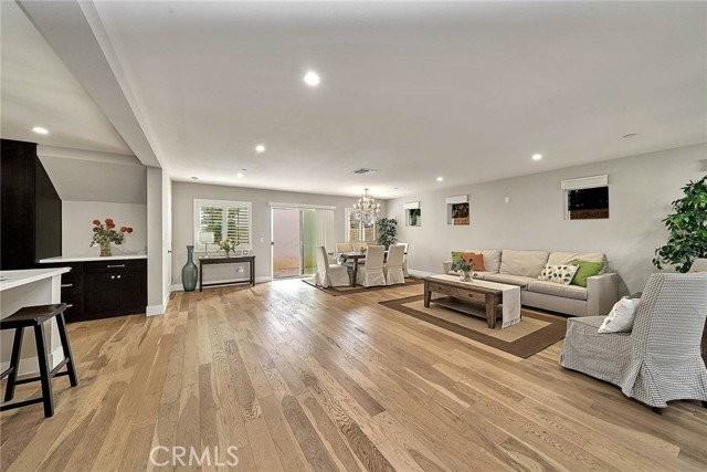 24240 Ocean Ave - Photo 3 of 8