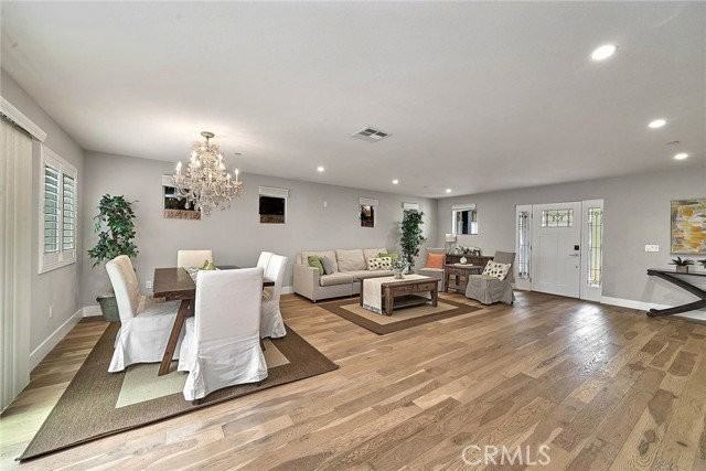 24240 Ocean Ave - Photo 6 of 8
