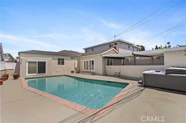 1205 Manzanita Ln - Photo 4 of 7